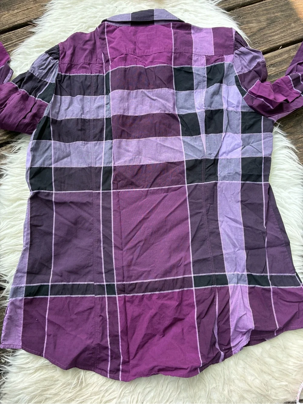 🌺GORGEOUS BURBERRY BRIT plaid button down long sleeve top ❤️ - Picture 3 of 8
